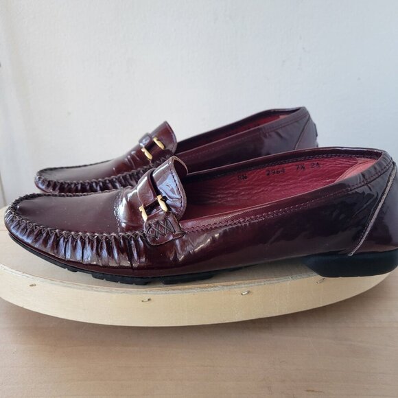 Salvatore Ferragamo Sport Women’s Leather Loafers (Size: 7½) - Picture 10 of 14